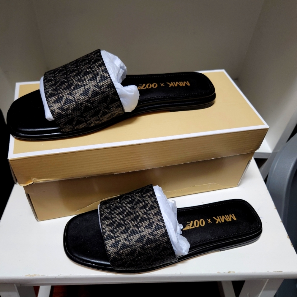 Michael Kors Sandals